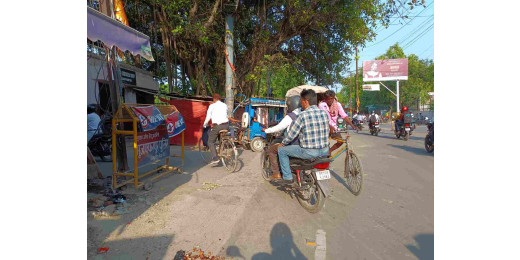 शहर में लोग वन वे की सरेआम कर रहे हैं उल्लंघन